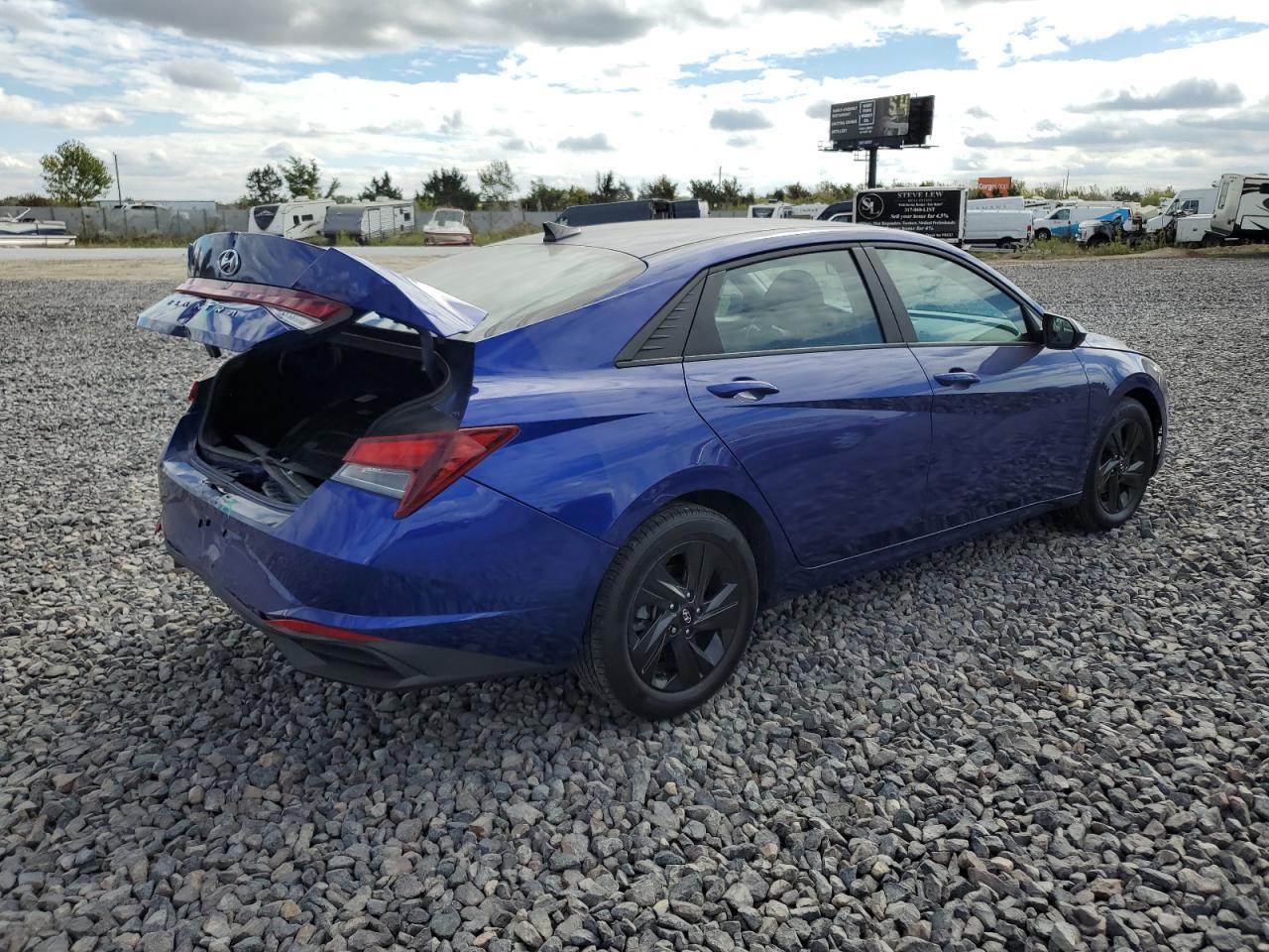 2022 Hyundai Elantra Sel - Фото 3