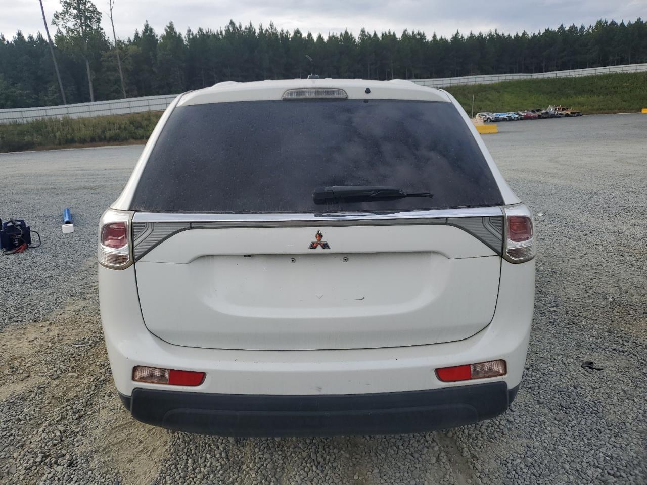 2014 Mitsubishi Outlander Se - Фото 6