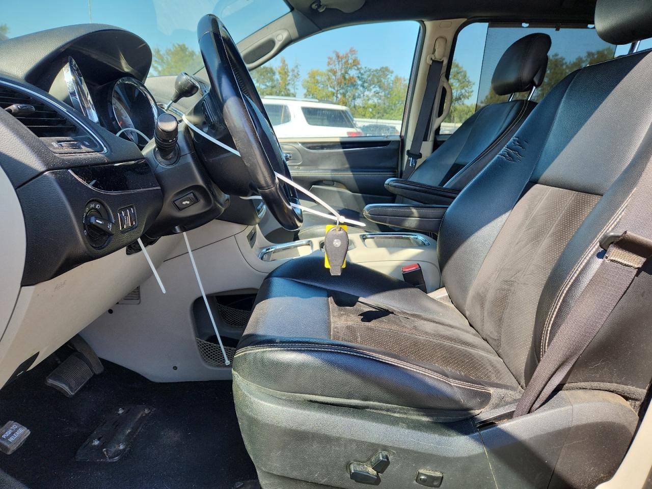 2014 Dodge Grand Caravan Sxt - Image 7