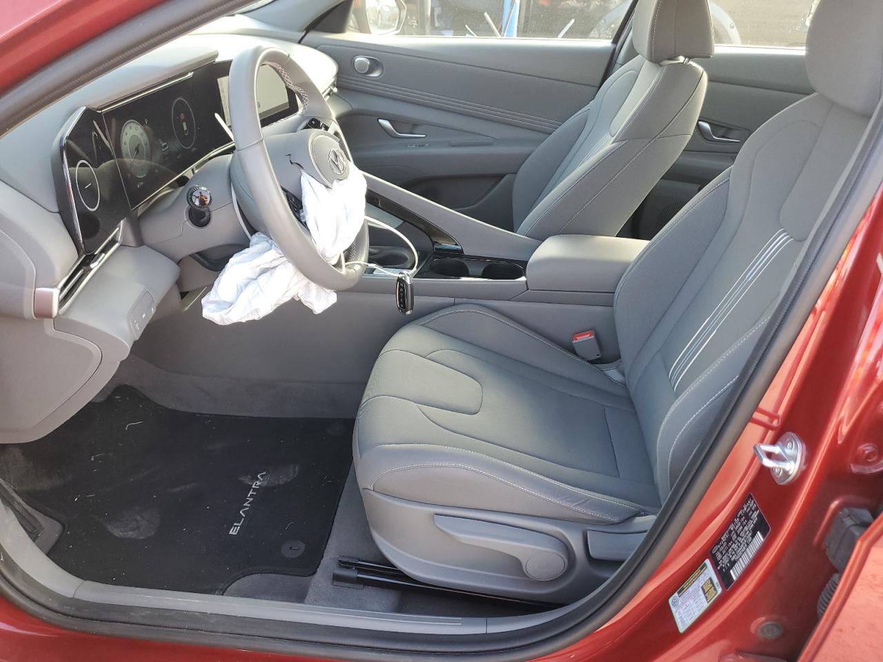 2023 Hyundai Elantra Sel - Фото 7