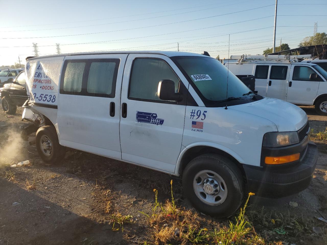 2020 Chevrolet Express G2500 - Фото 4