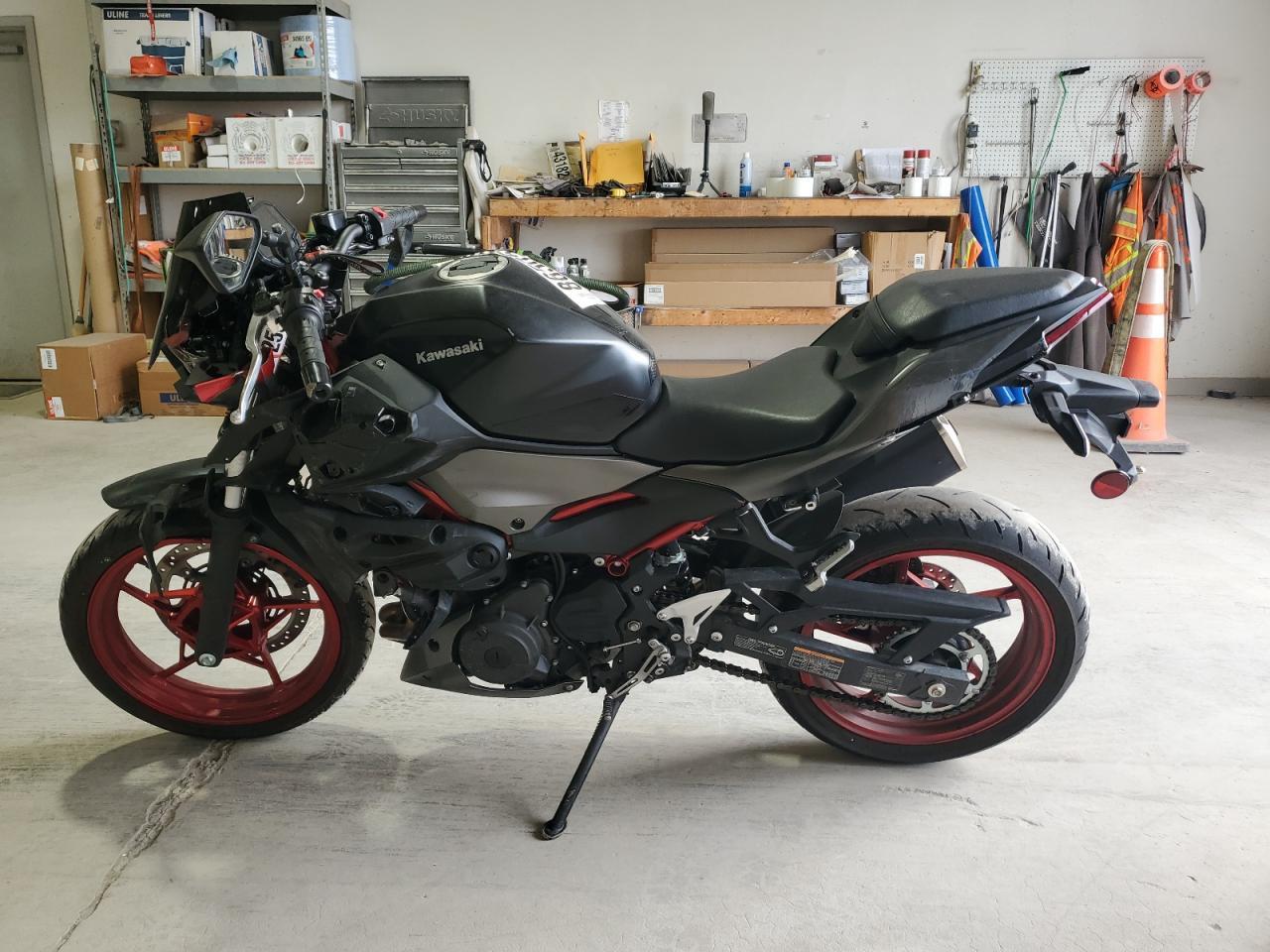 2024 Kawasaki Er500 - Фото 3
