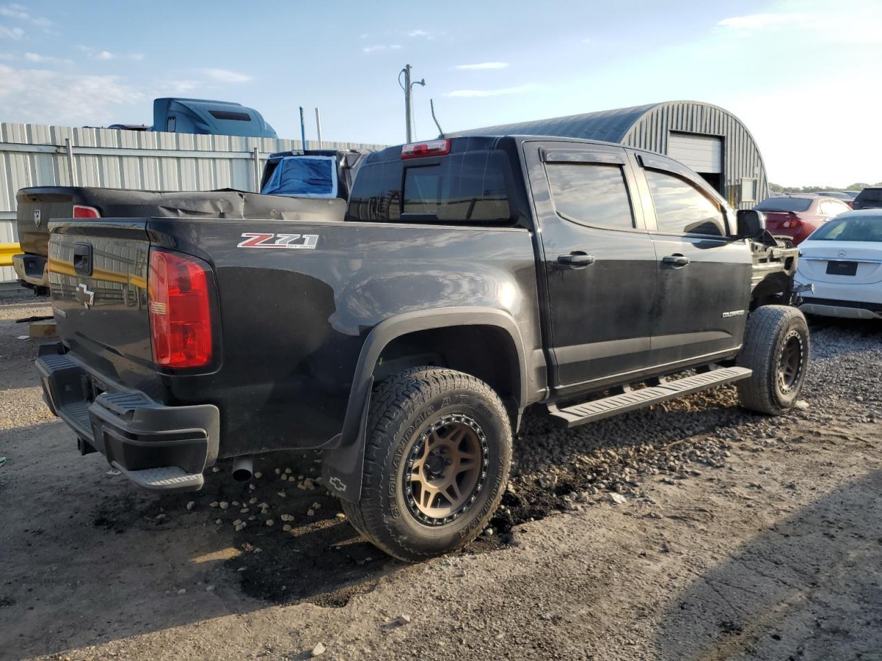2016 Chevrolet Colorado Z71 - Фото 3