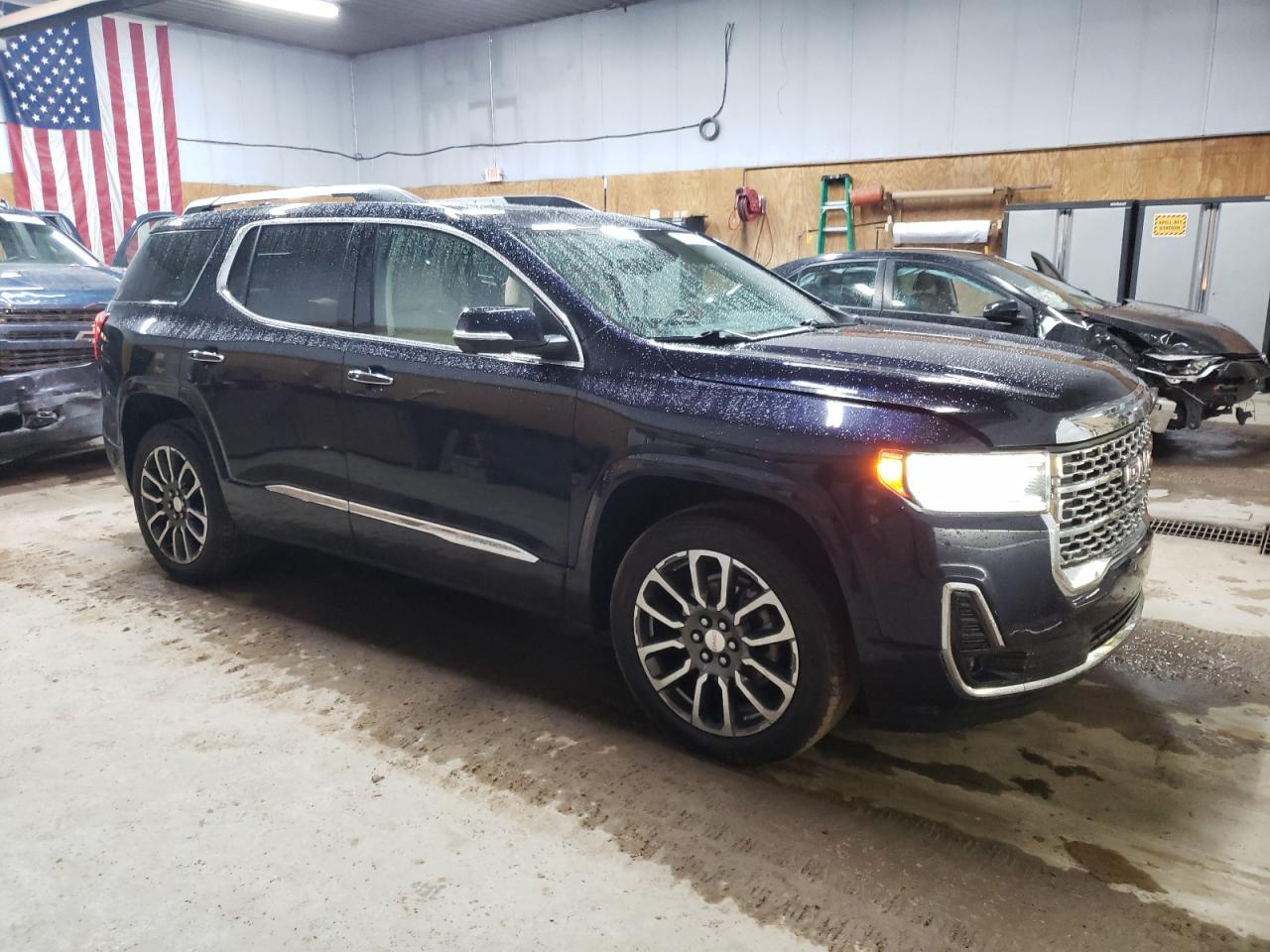2021 GMC Acadia Denali - Фото 4