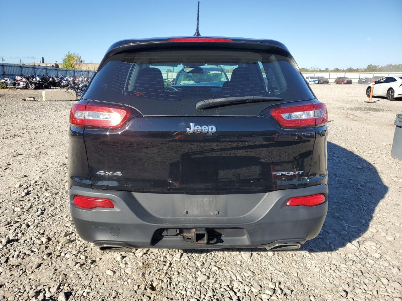 2017 Jeep Cherokee Sport - Фото 6