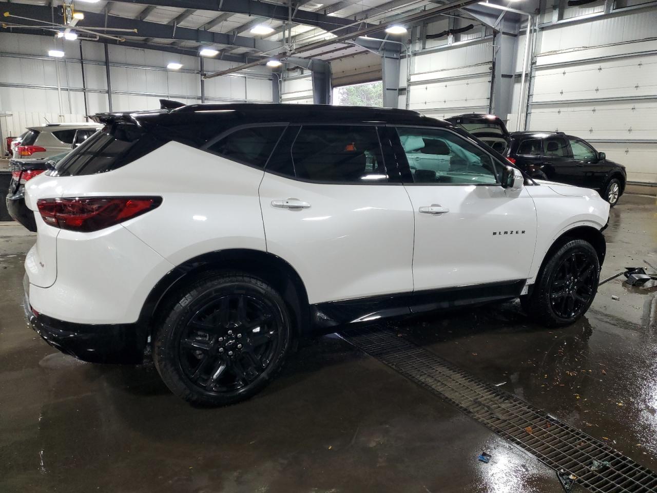 2025 Chevrolet Blazer Rs - Image 3