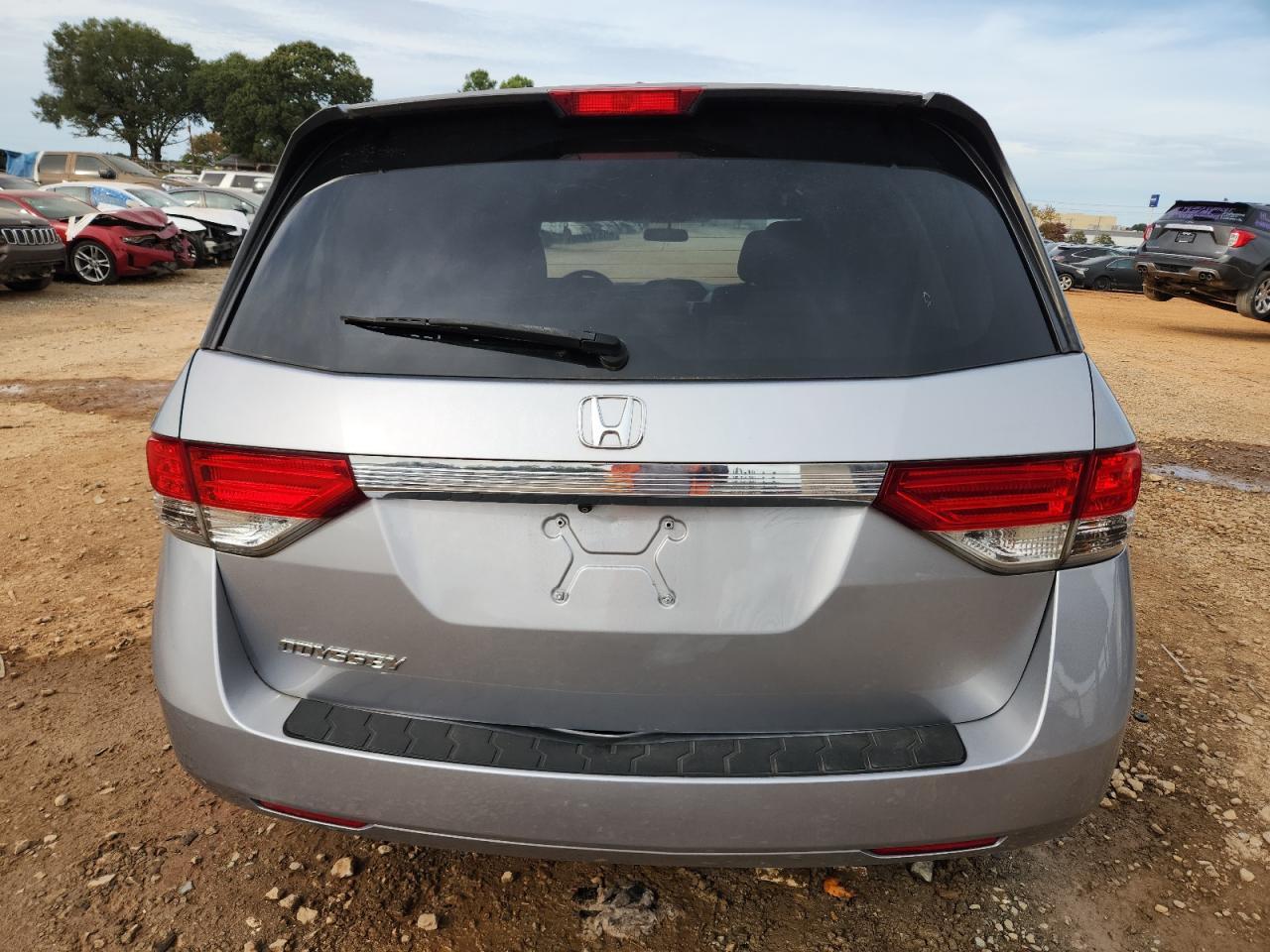 2016 Honda Odyssey Se - Фото 6