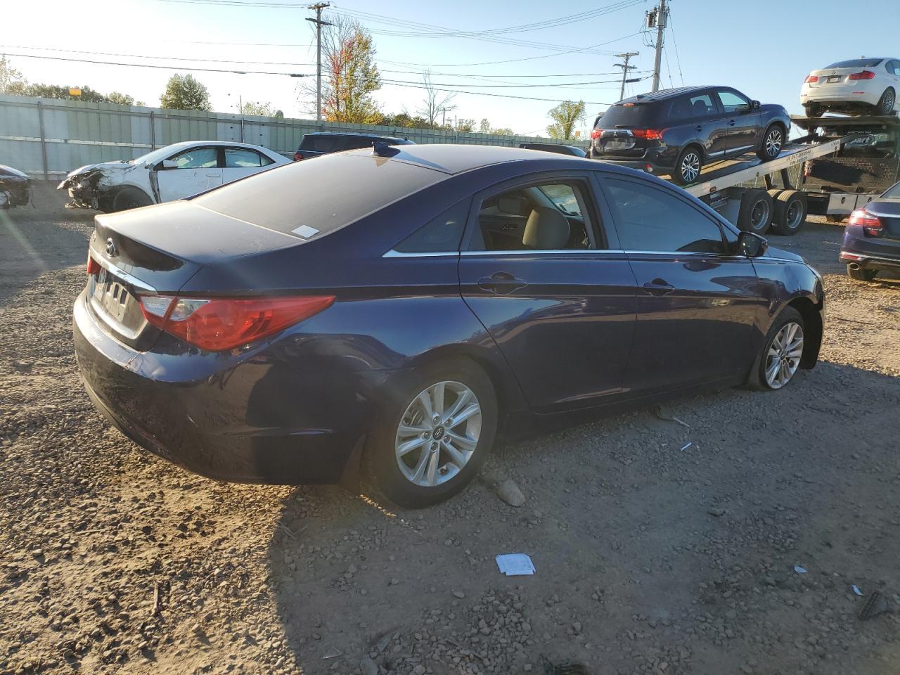 2012 Hyundai Sonata Gls - Фото 3