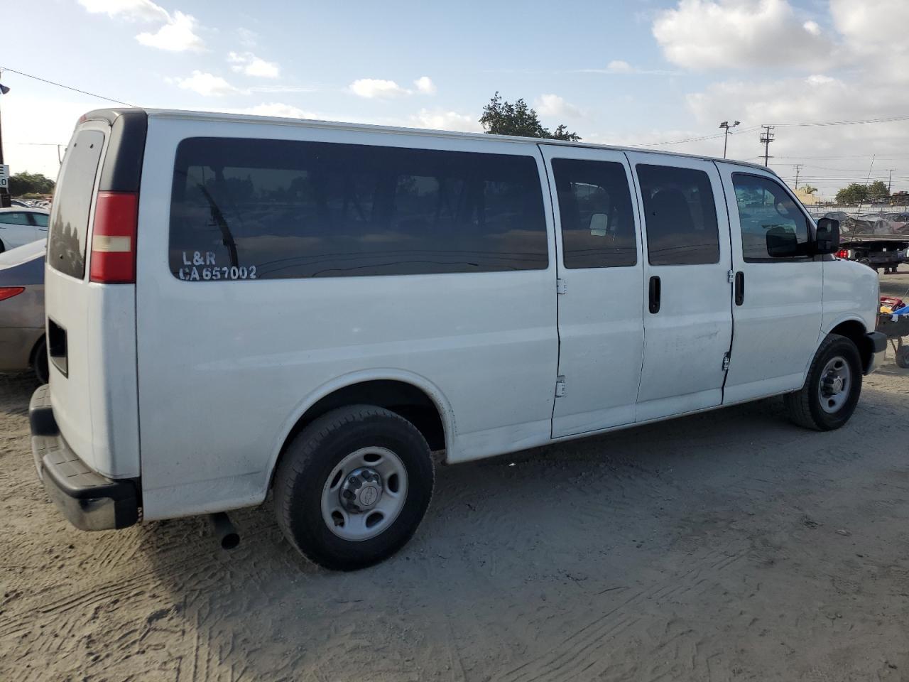 2010 Chevrolet Express G3500 Lt - Фото 3