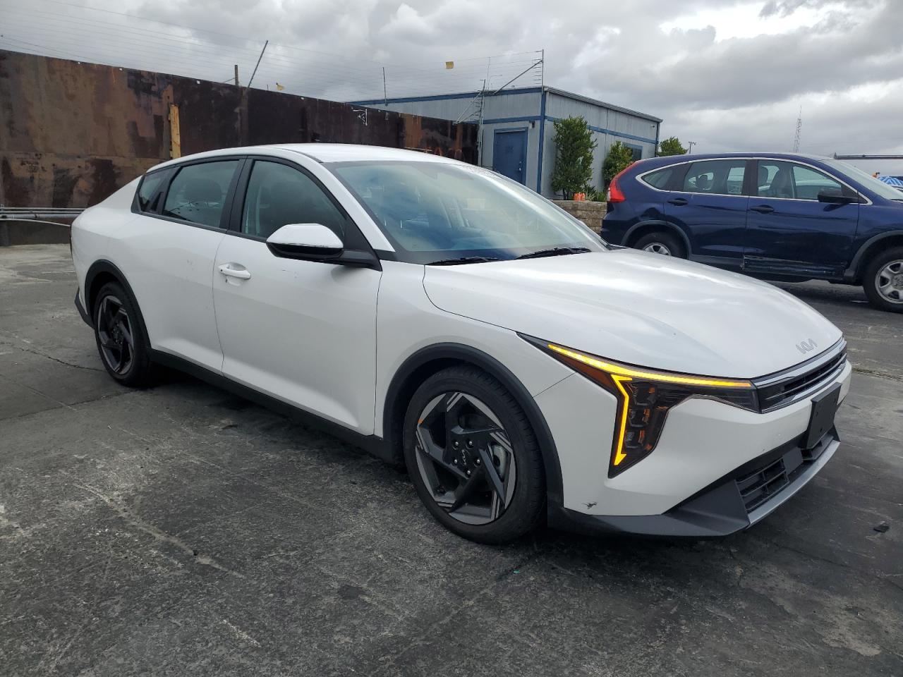 2025 Kia K4 Ex - Фото 4