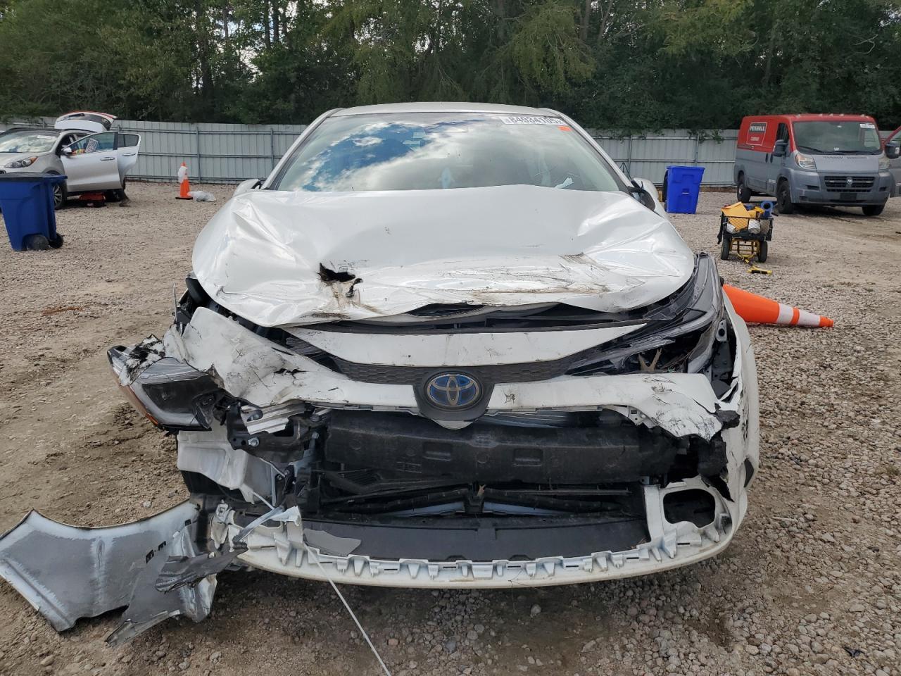 2025 Toyota Corolla Le - Фото 5