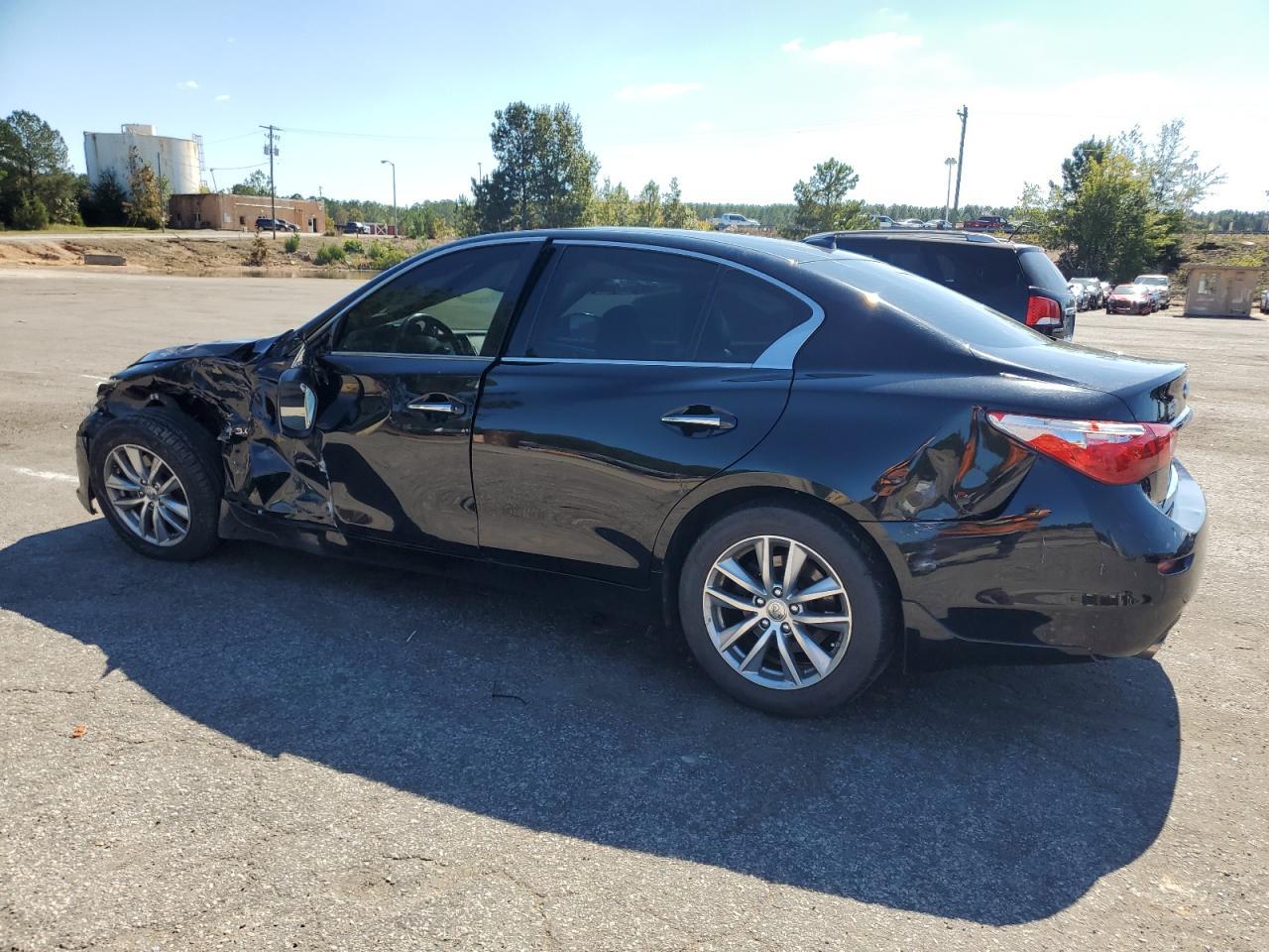 2017 Infiniti Q50 Premium - Фото 2