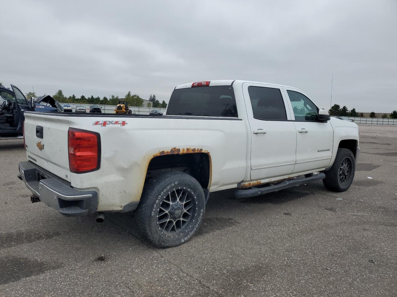 2016 Chevrolet Silverado K1500 Lt - Image 3