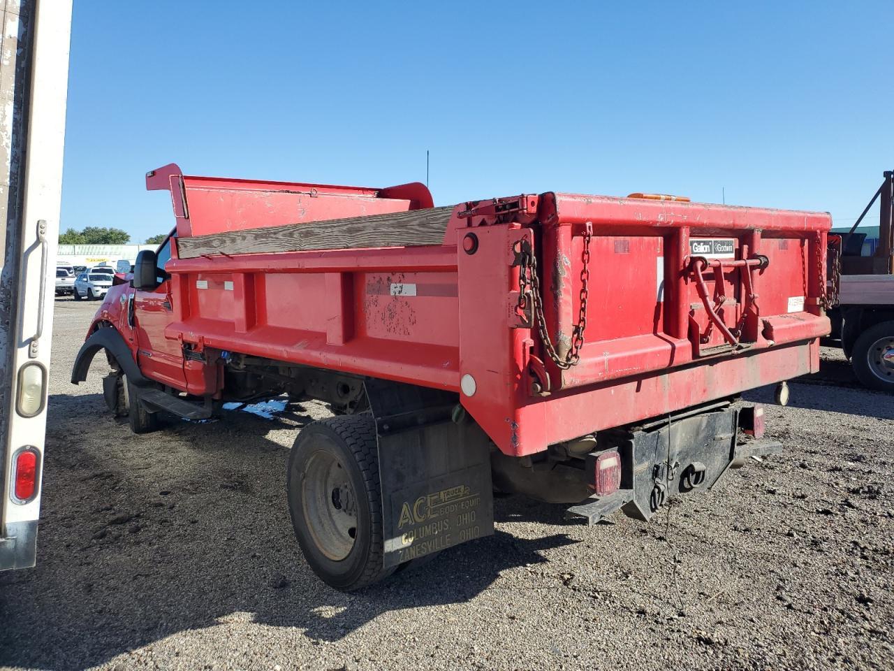 2017 Ford F550 Super Duty - Фото 2