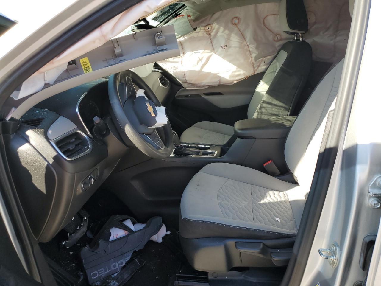 2020 Chevrolet Equinox Ls - Image 7