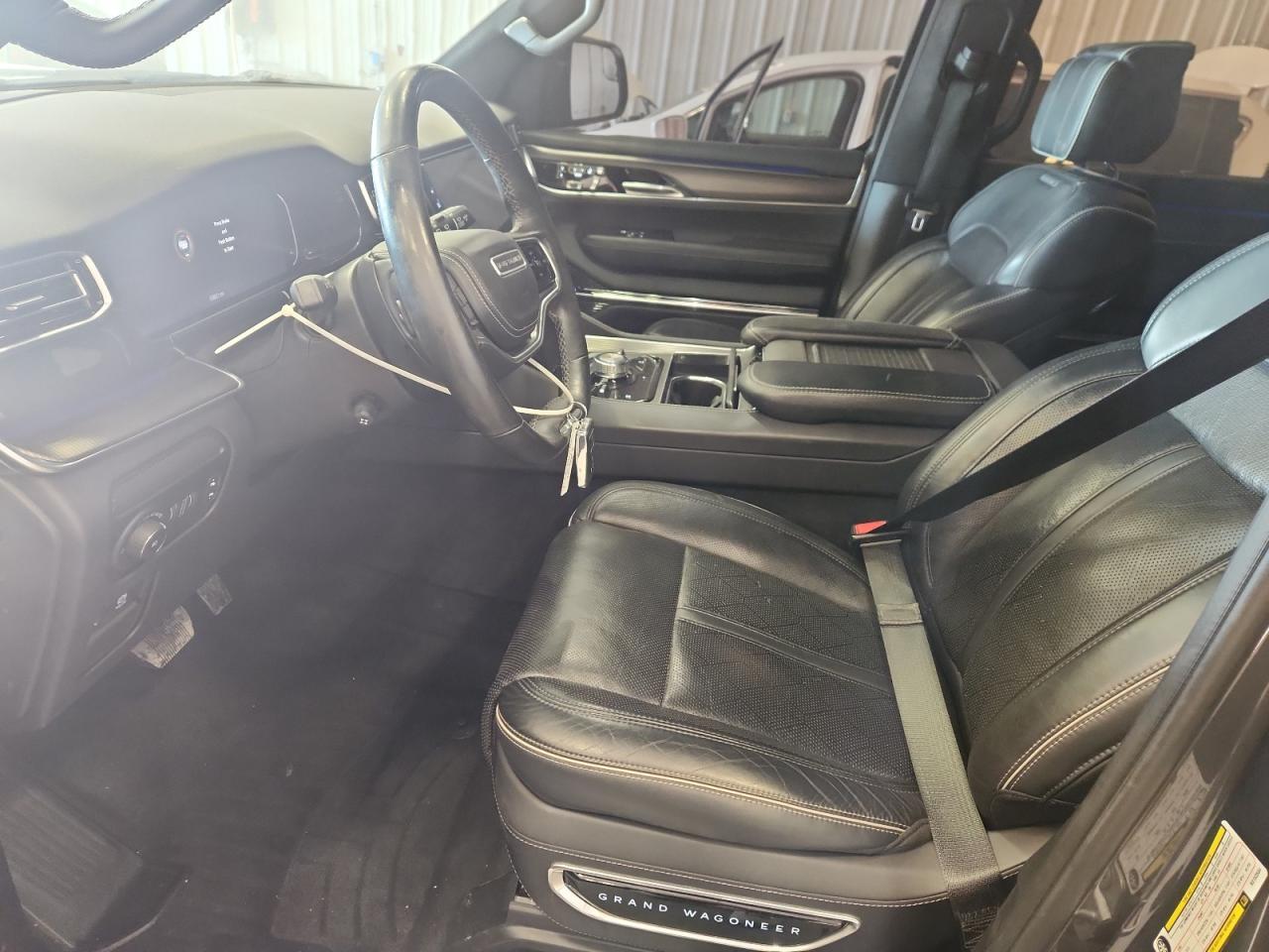 2022 Jeep Grand Wagoneer Series Ii - Фото 7
