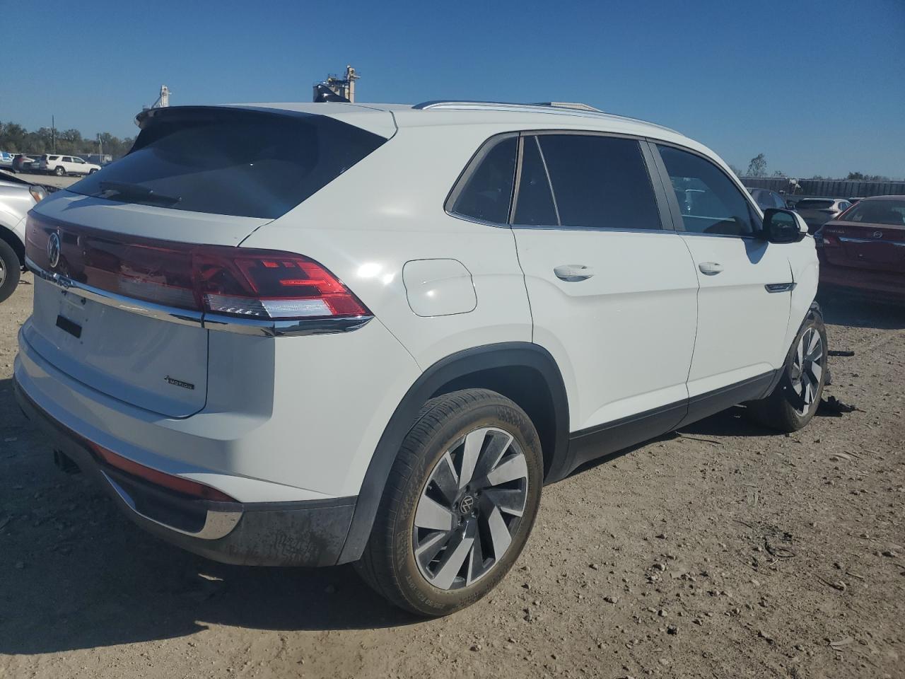2024 Volkswagen Atlas Cross Sport Se - Фото 3