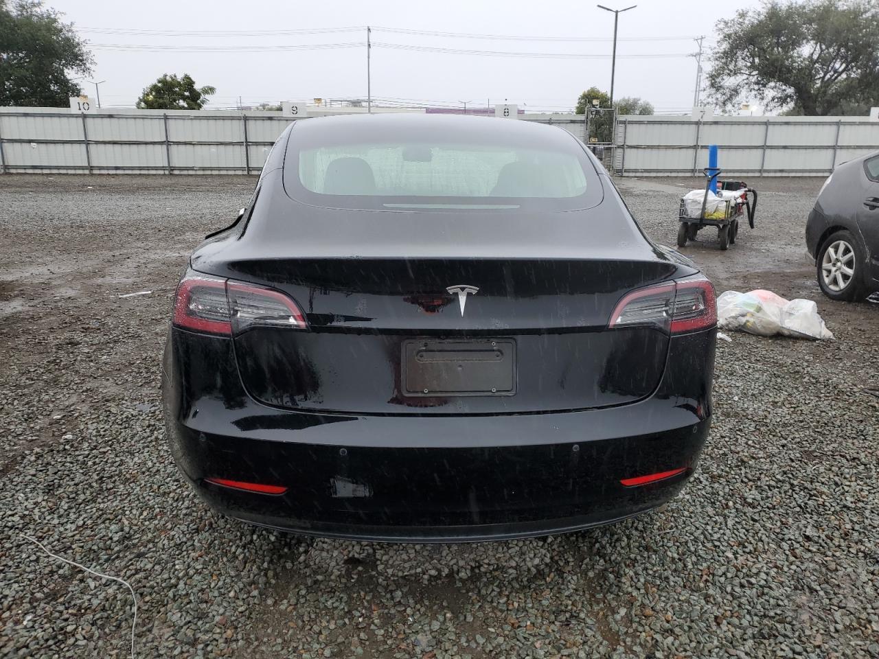 2020 Tesla Model 3 - Фото 6