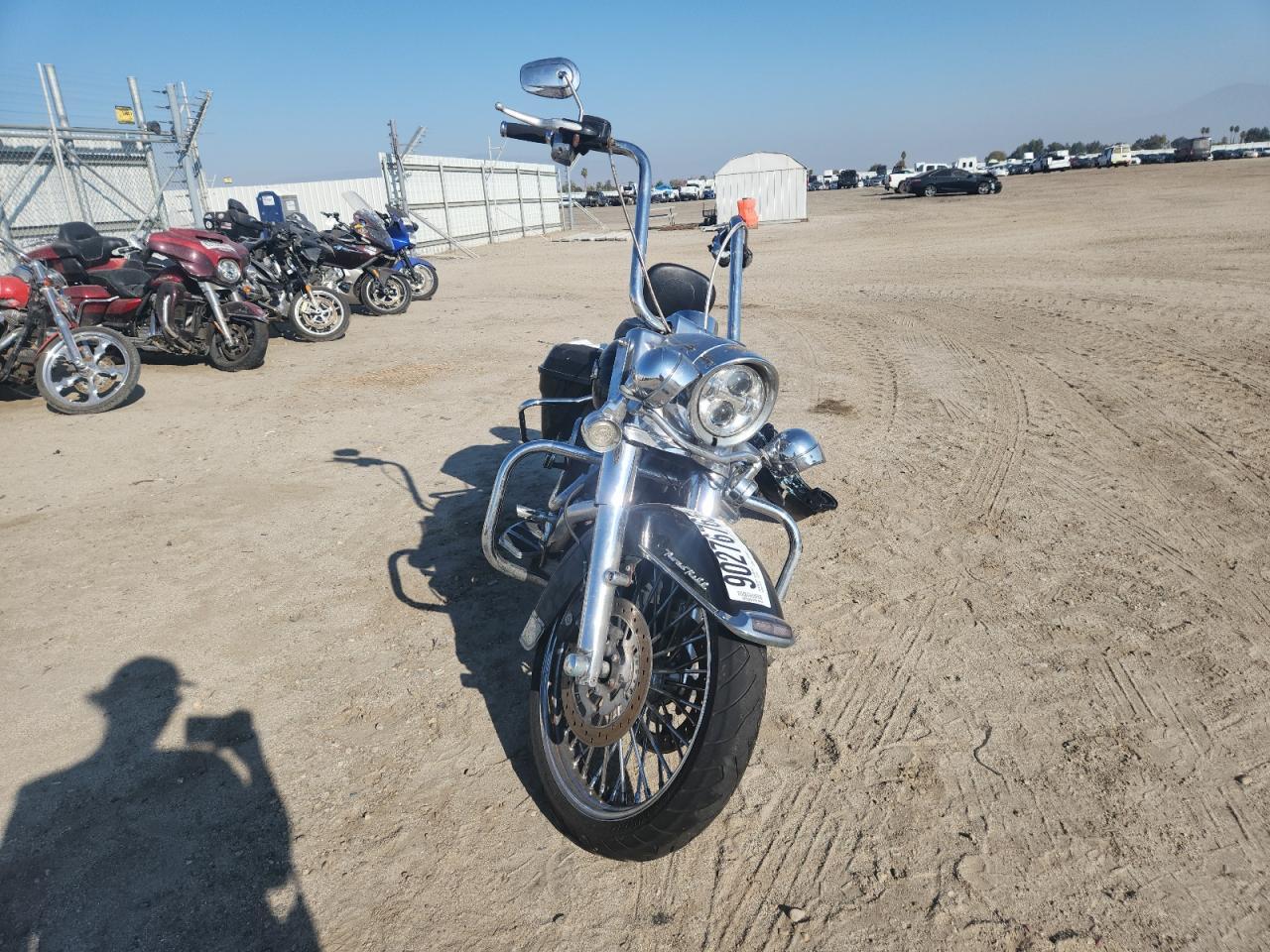 2014 Harley-Davidson Flhr Road King - Image 2