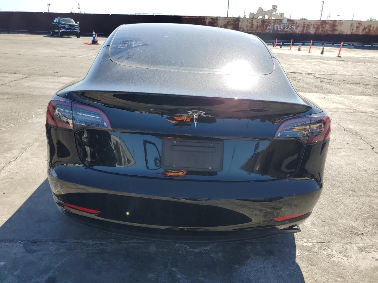 2023 Tesla Model 3 - Фото 6