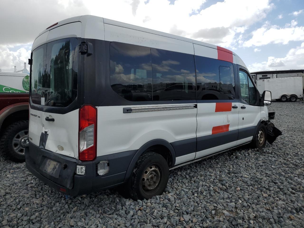 2015 Ford Transit T-350 - Фото 3