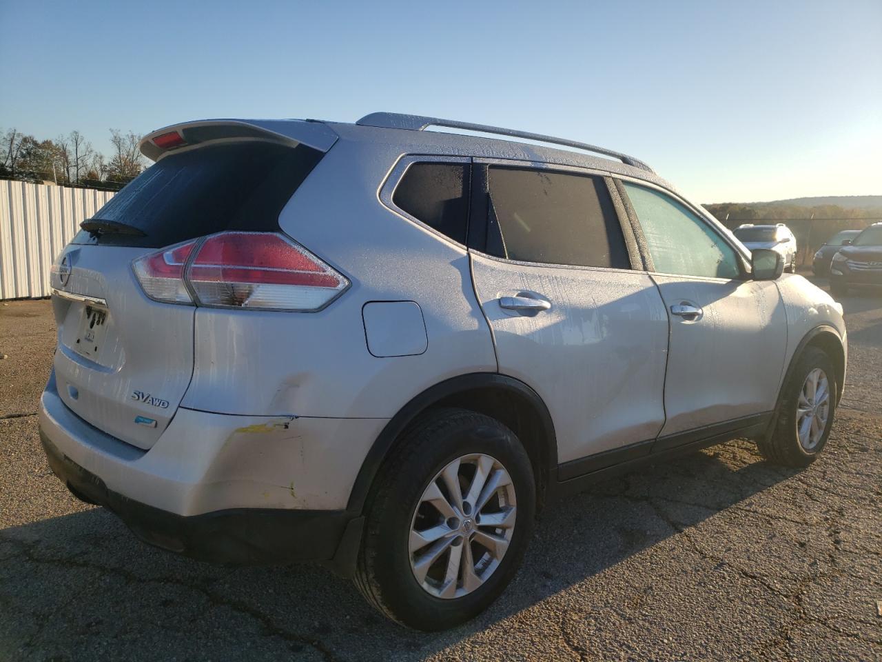 2014 Nissan Rogue S - Фото 3