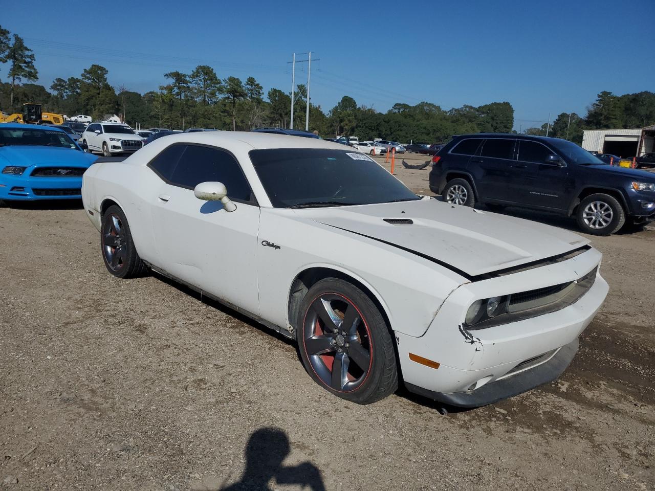 2013 Dodge Challenger Sxt - Image 4