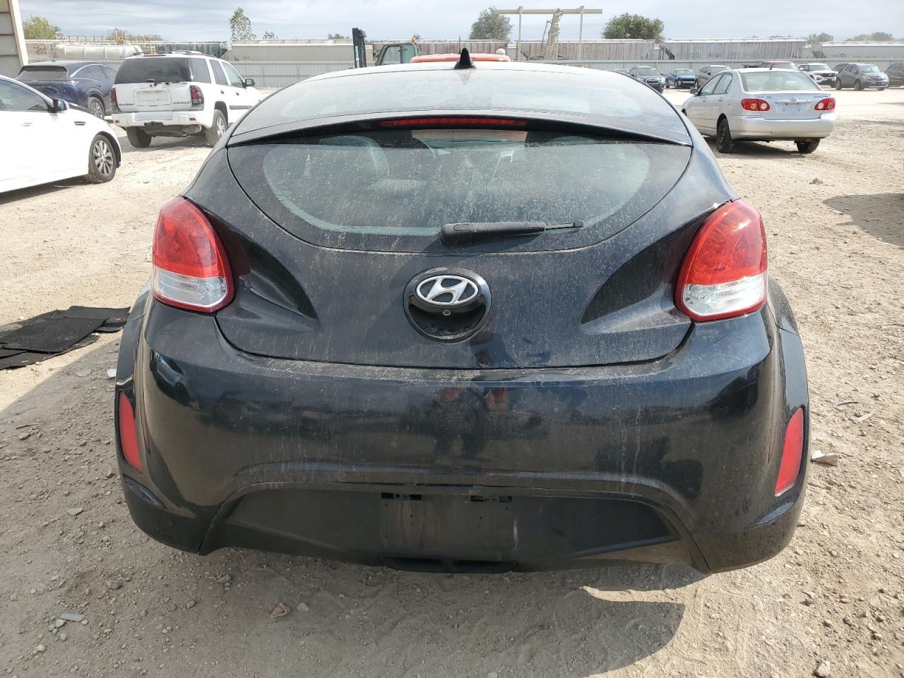 2014 Hyundai Veloster - Image 6