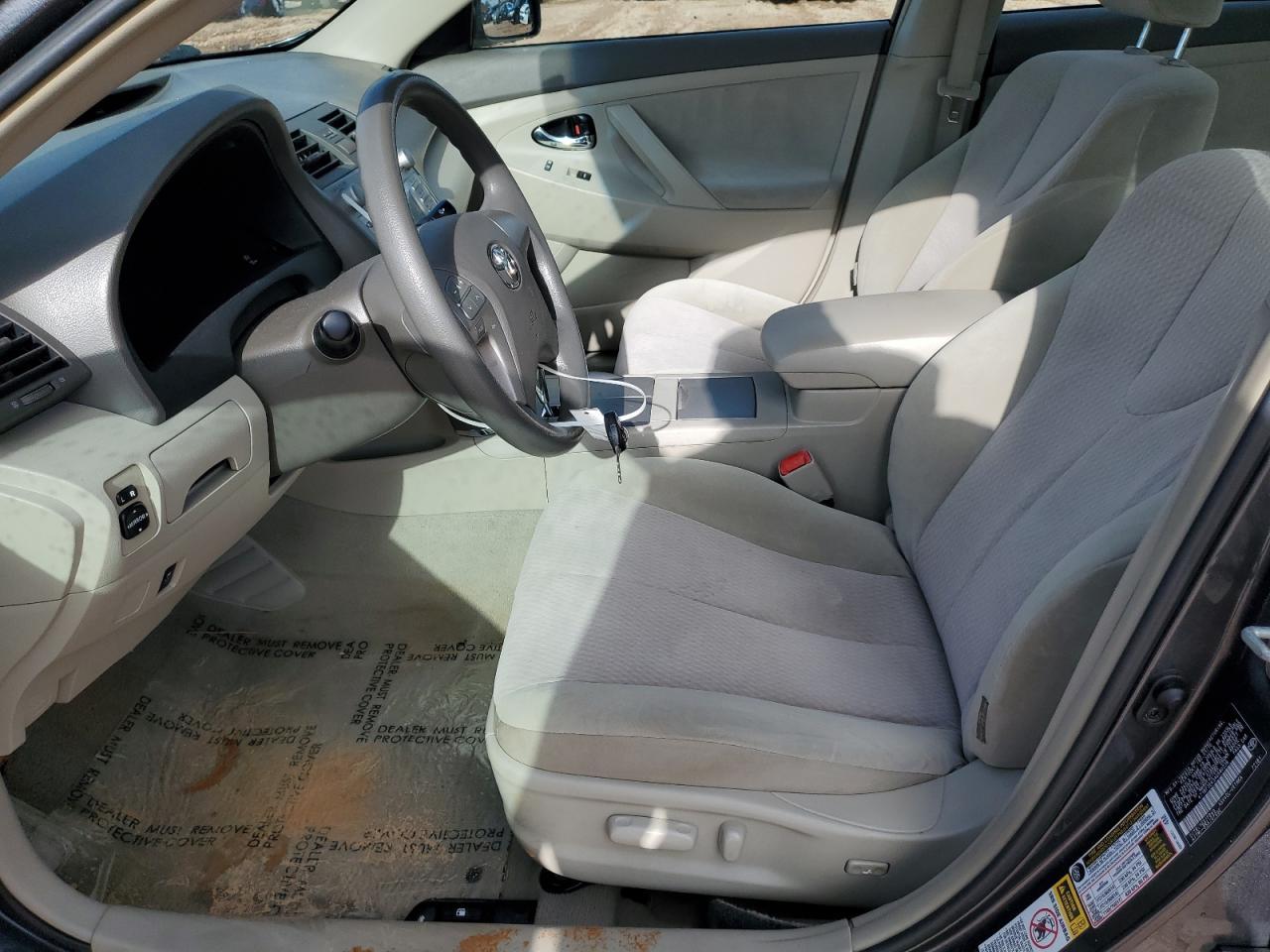 2010 Toyota Camry Base - Фото 7