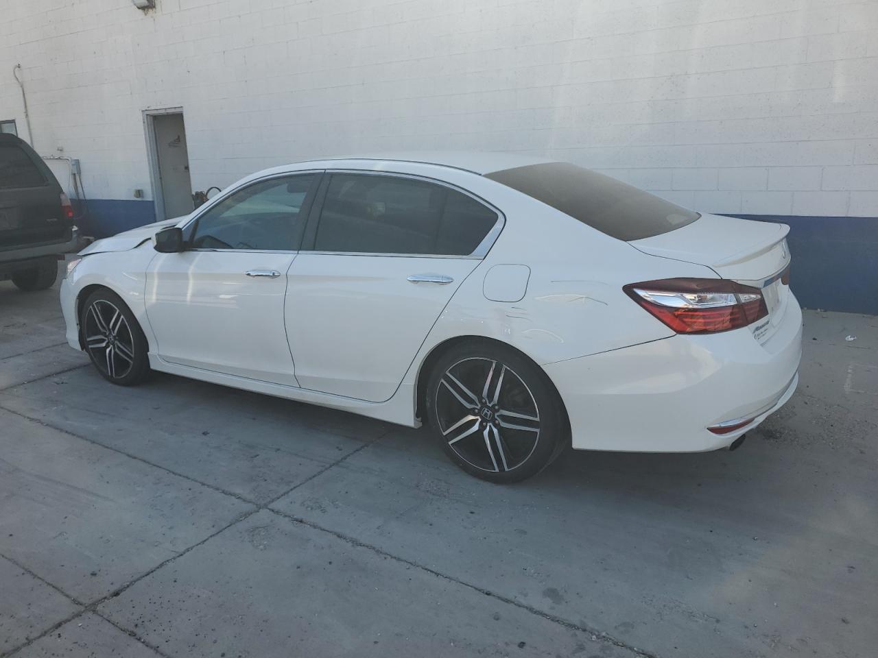 2017 Honda Accord Sport Special Edition - Фото 2