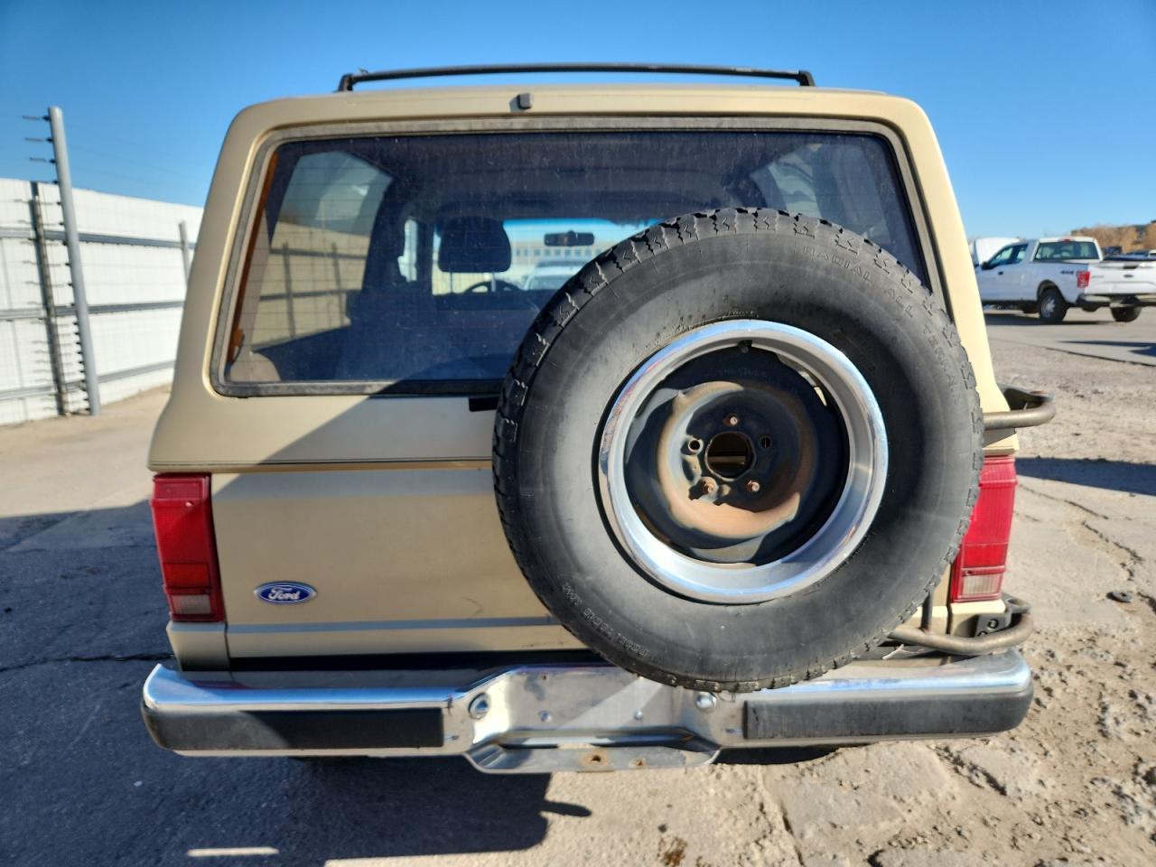 1989 Ford Bronco Ii - Фото 6