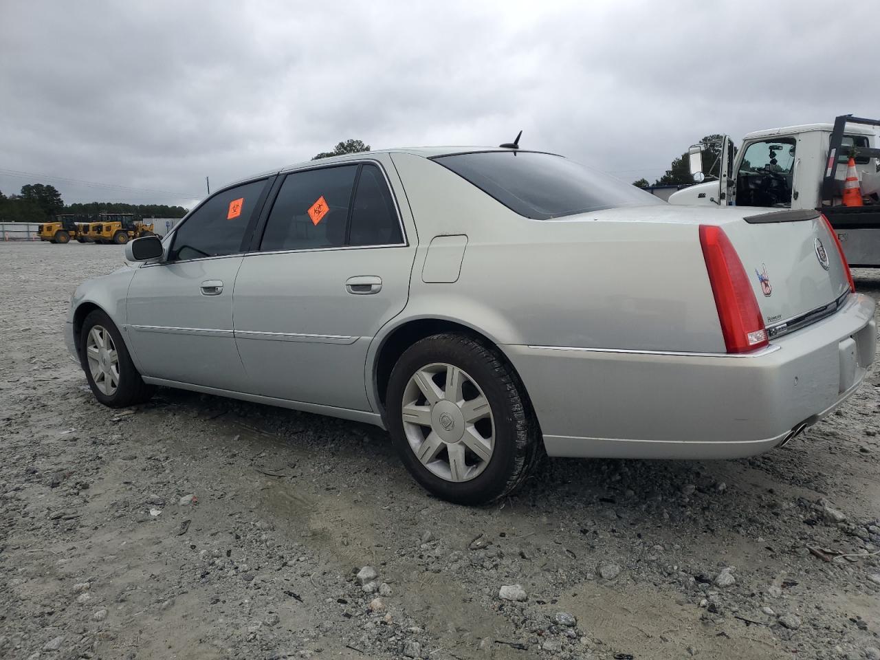 2006 Cadillac Dts - Фото 2