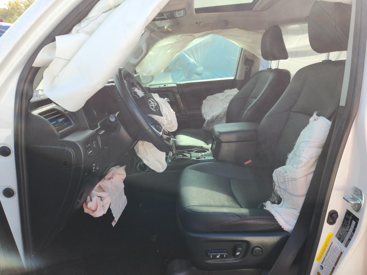 2018 Toyota 4Runner Sr5/Sr5 Premium - Image 7