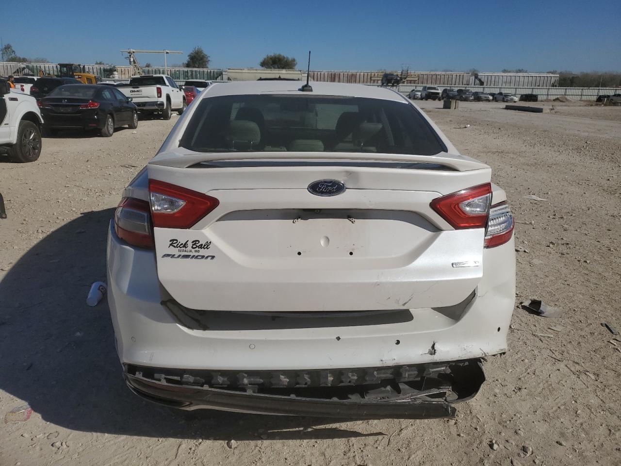 2015 Ford Fusion 4D - Image 6