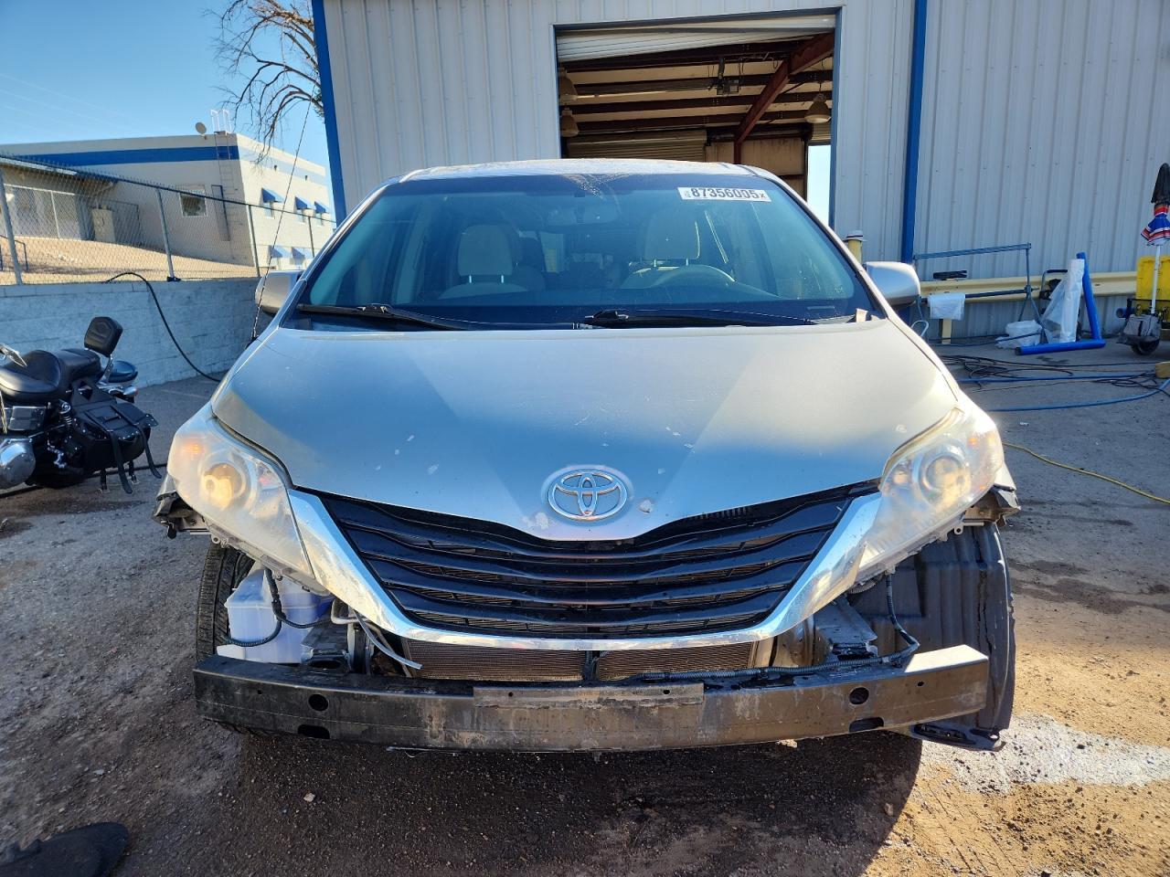 2014 Toyota Sienna Le - Фото 5