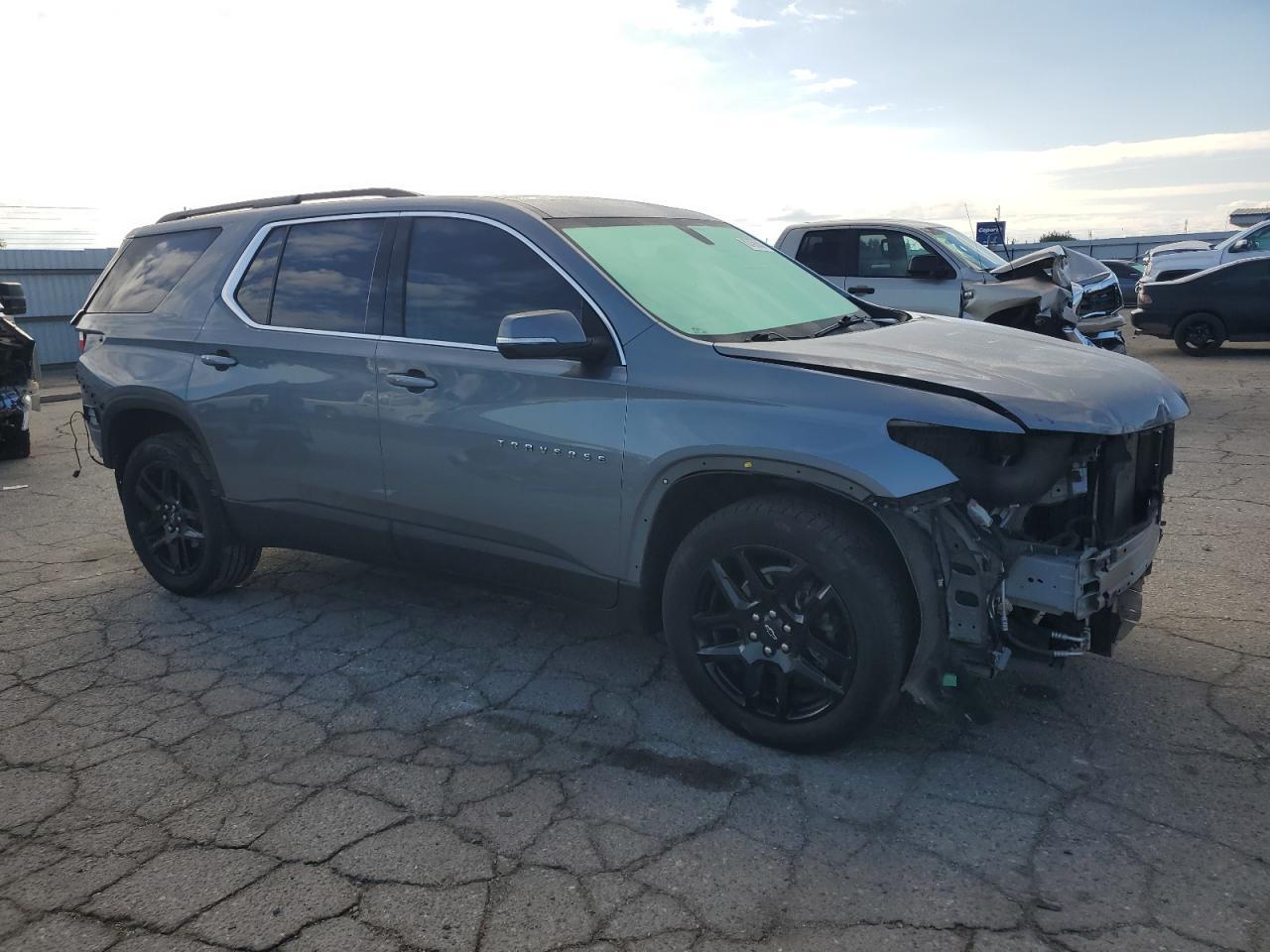 2021 Chevrolet Traverse Lt - Фото 4
