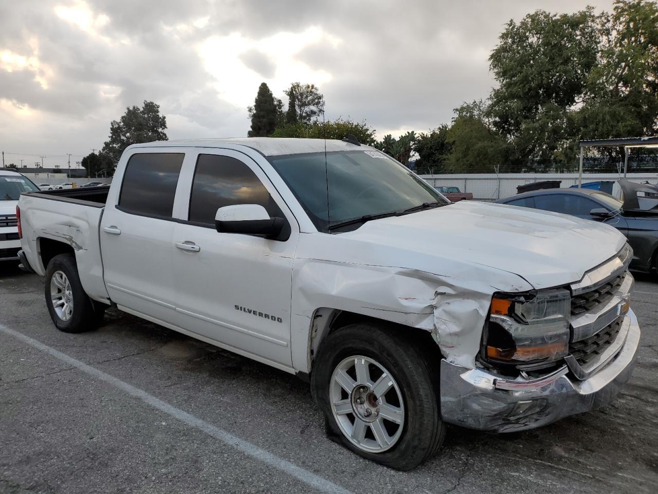 2016 Chevrolet Silverado C1500 Lt - Image 4