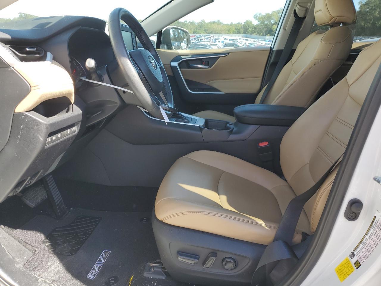 2021 Toyota Rav4 Xle Premium - Фото 7