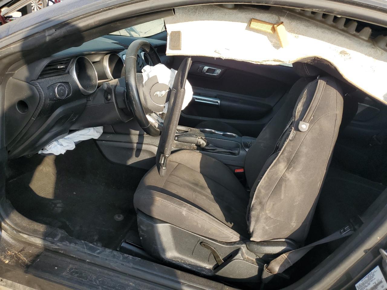 2019 Ford Mustang - Фото 7