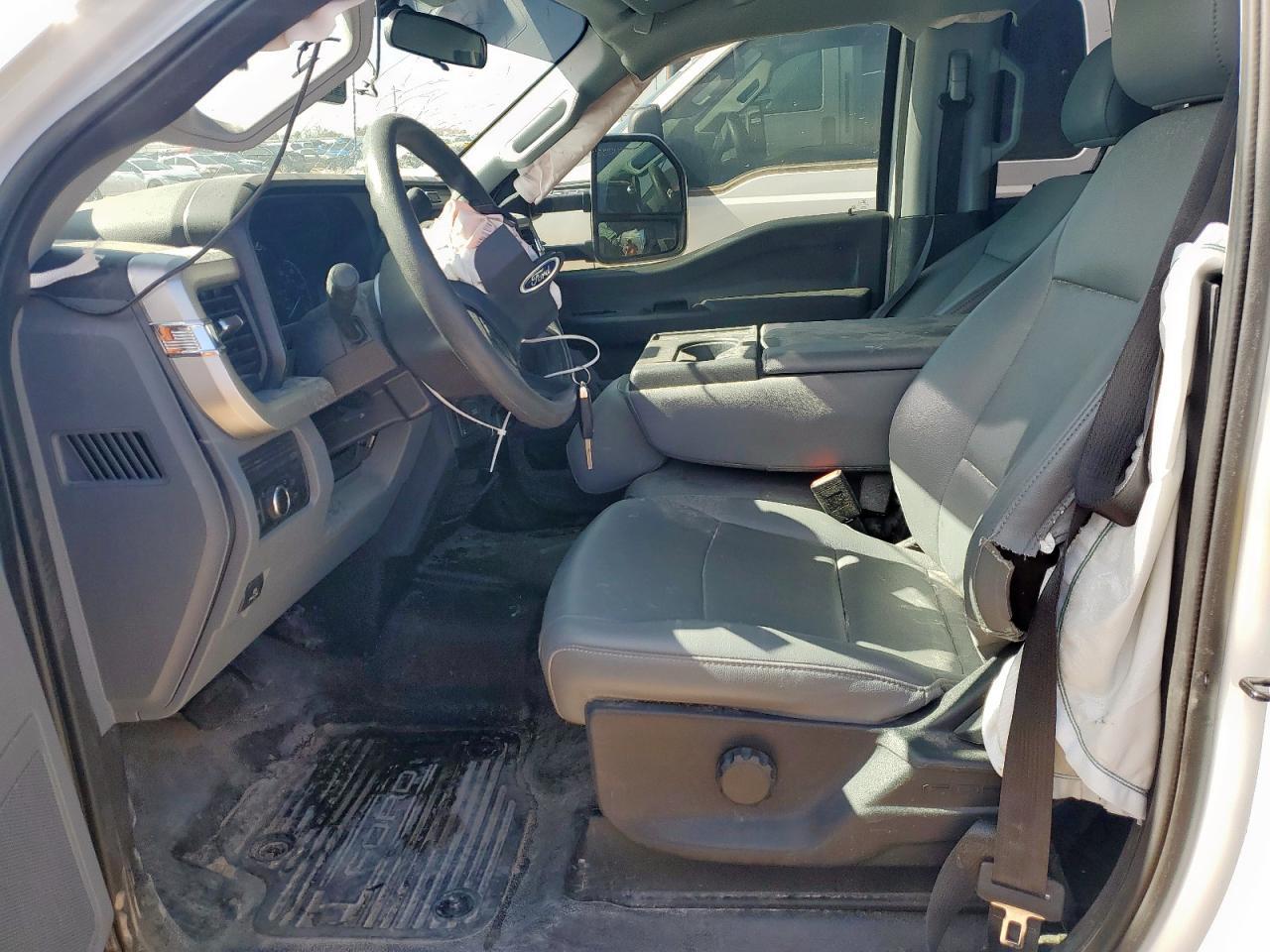 2025 Ford F250 Super Duty Utility / Service Truck - Фото 7