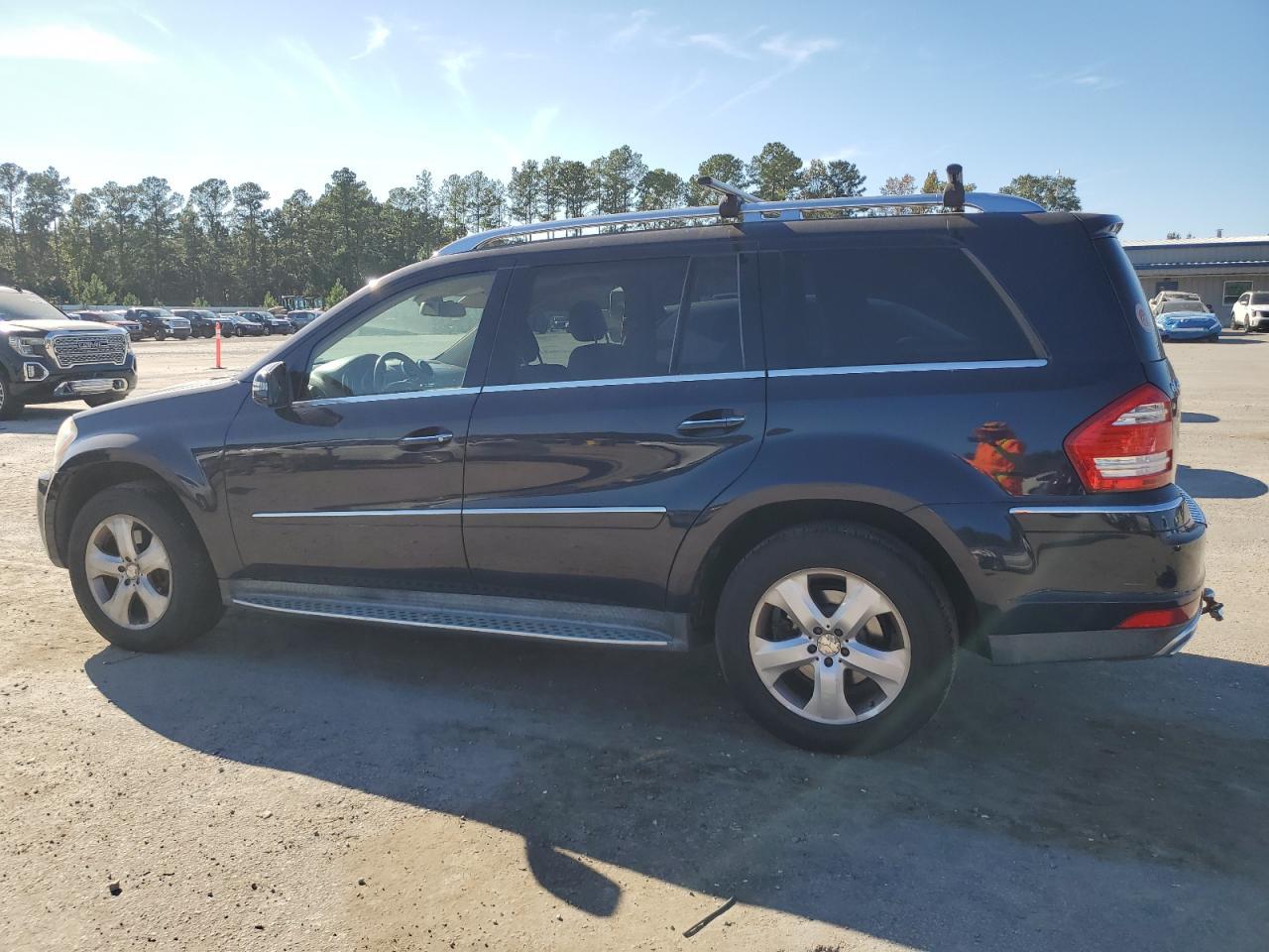 2012 Mercedes-Benz Gl 450 4Matic - Image 2