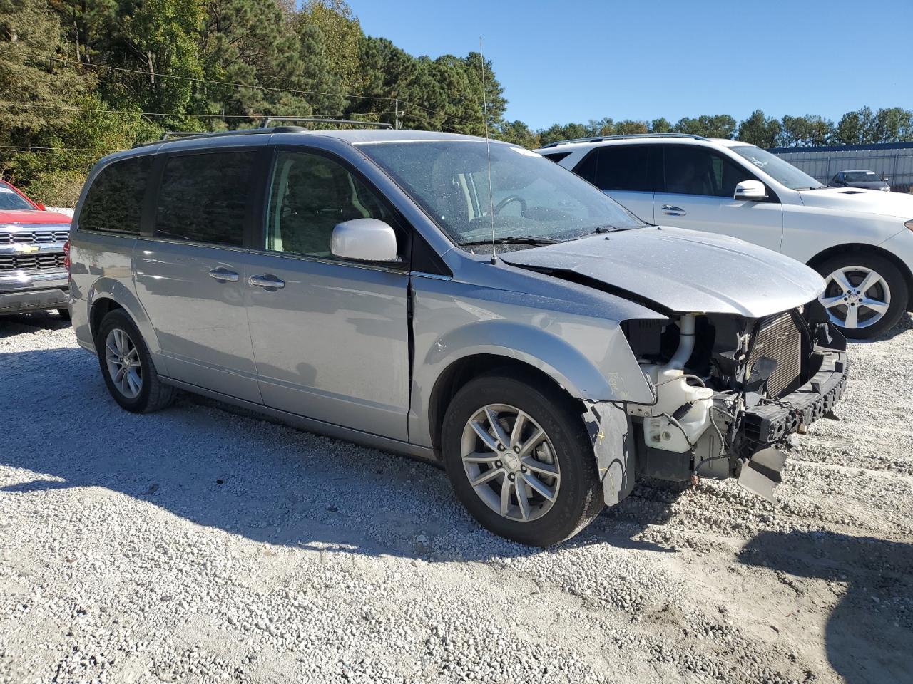 2019 Dodge Grand Caravan Sxt - Image 4