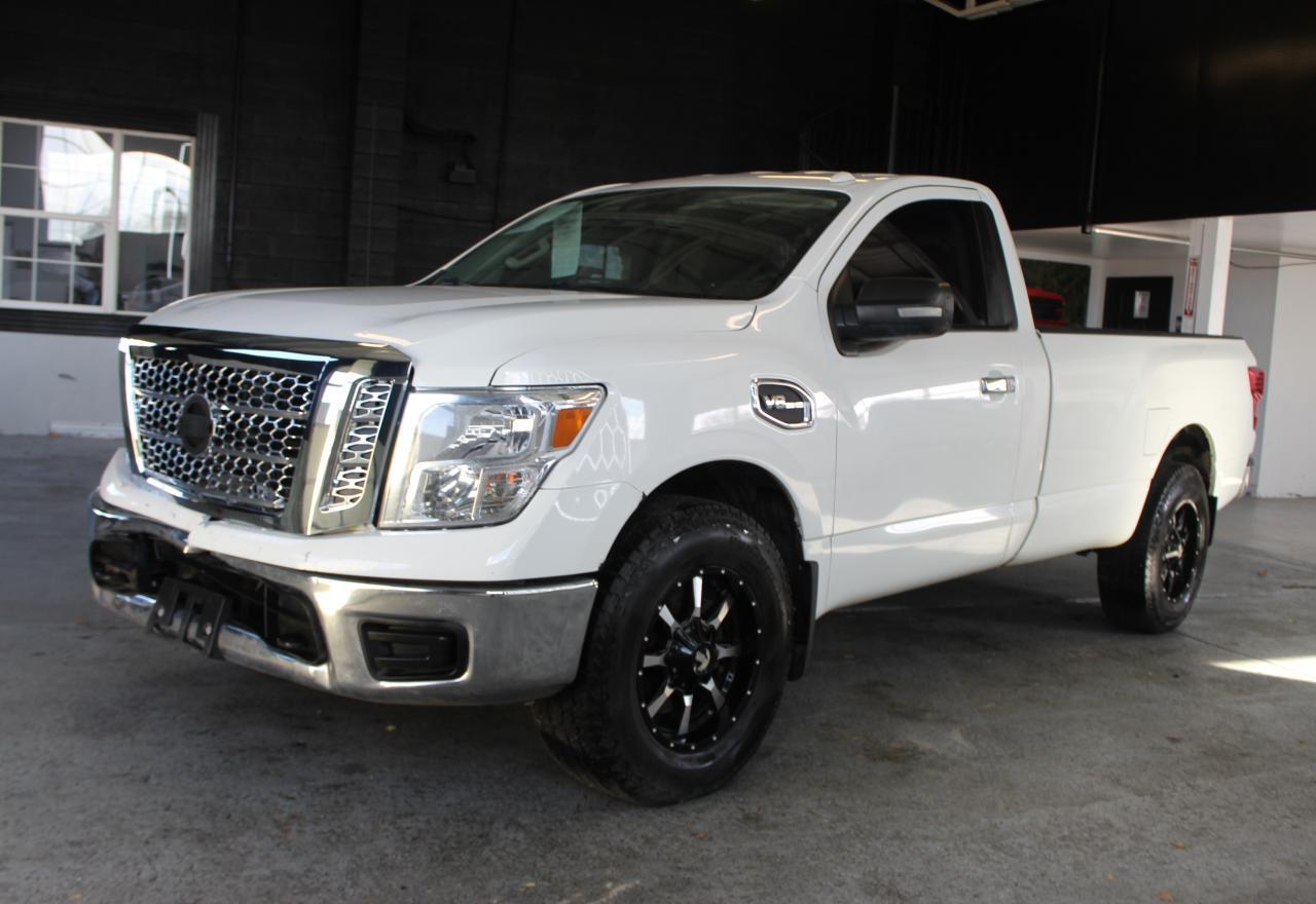 2017 Nissan Titan S - Фото 2