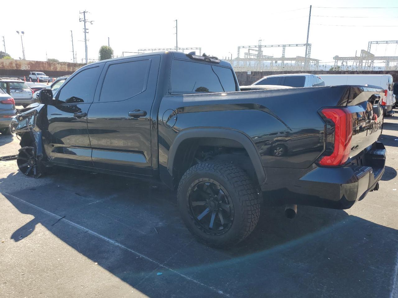 2023 Toyota Tundra Crewmax Sr - Фото 2