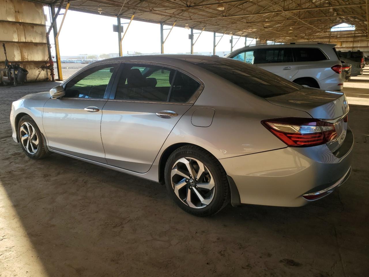 2016 Honda Accord Ex - Фото 2