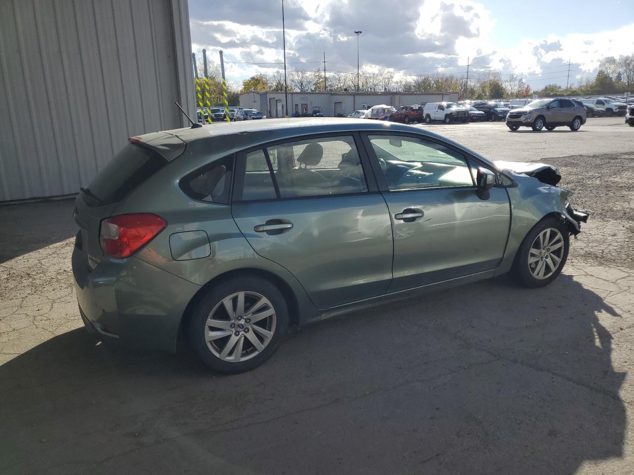 2015 Subaru Impreza Premium - Image 3