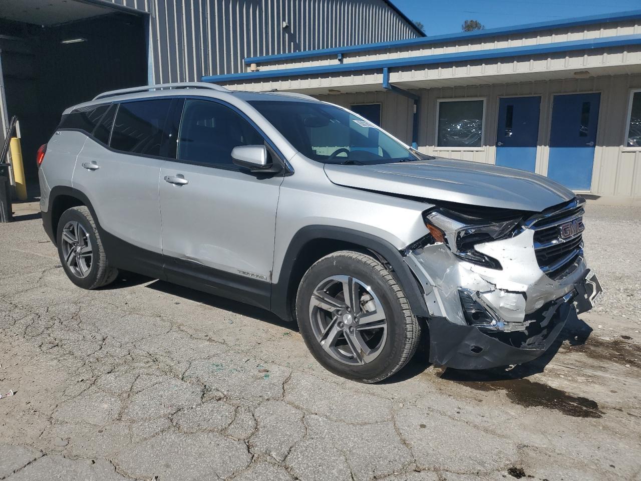 2021 GMC Terrain Slt - Image 4