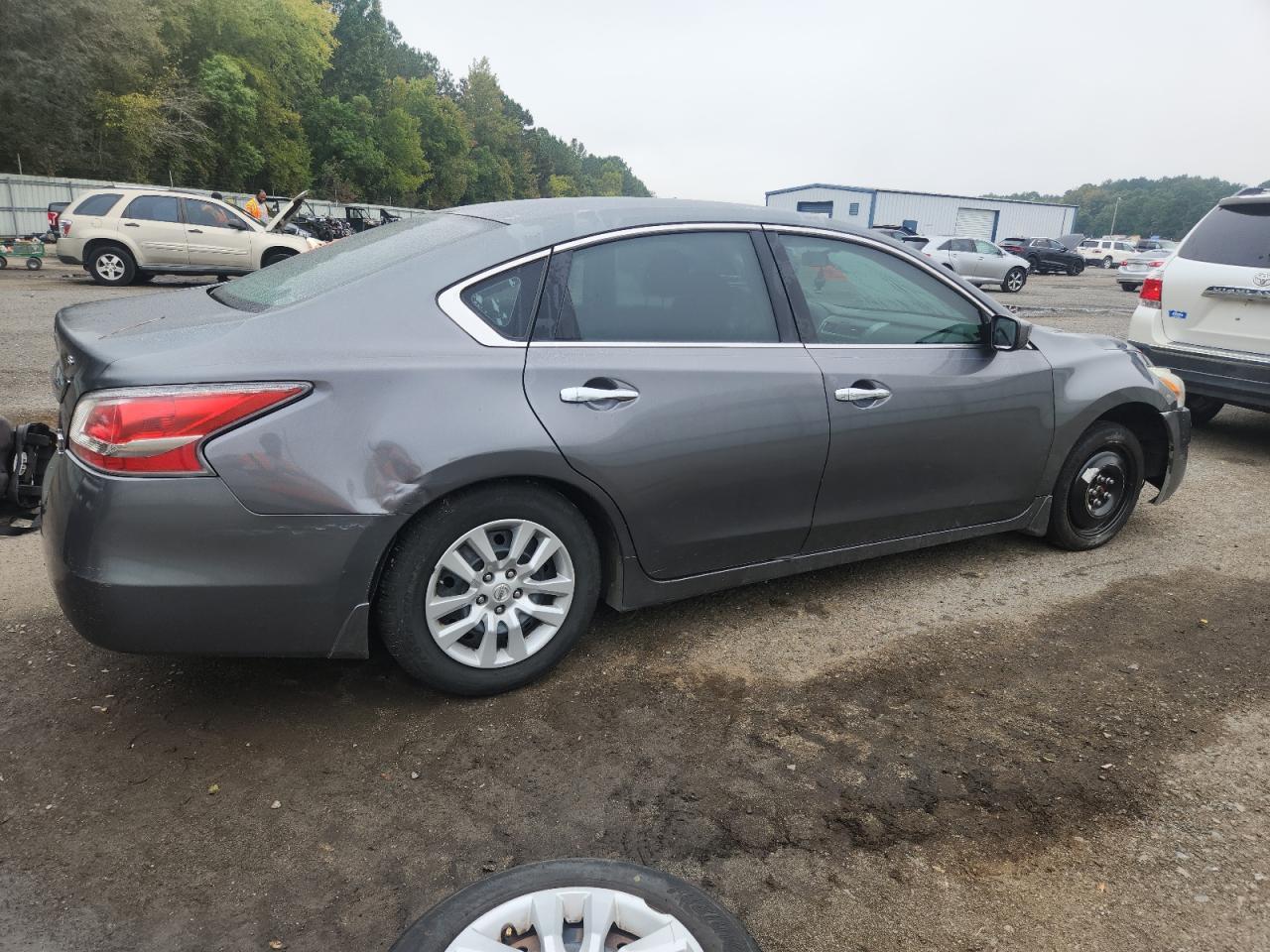 2015 Nissan Altima 2.5 - Image 3
