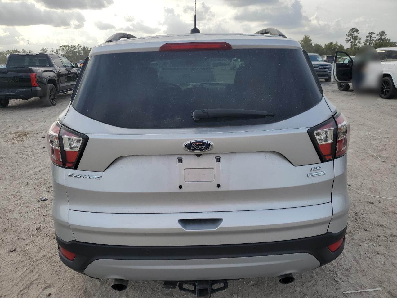 2017 Ford Escape Se - Image 6