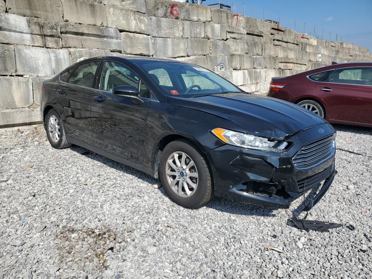 2015 Ford Fusion S - Image 4